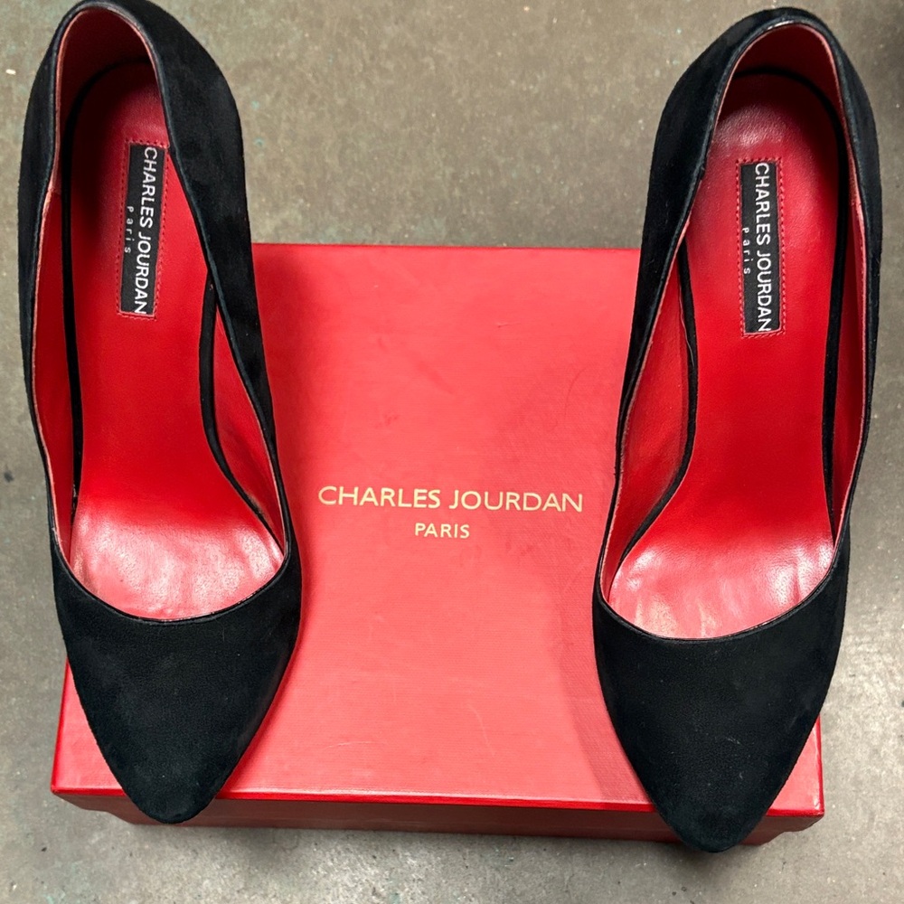 Charles Jourdan Black Heels